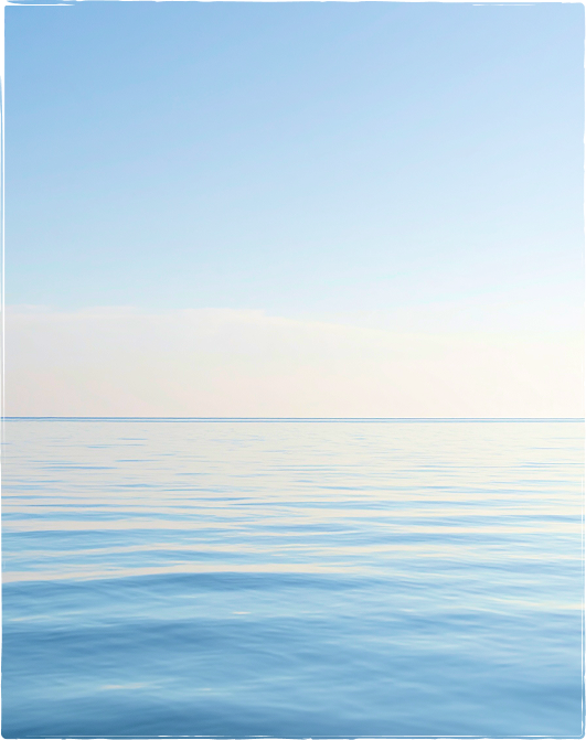 Mar en calma simbolizando el tratamiento de fobias en torremolinos para mayor bienestar